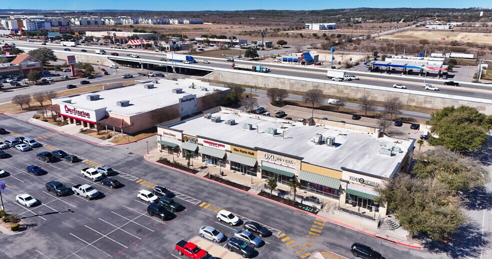 More Photos Of 3939 S Interstate 35 S, San Marcos Unknown For Lease