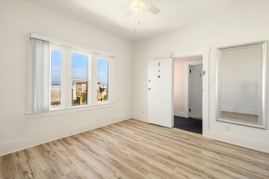 More Photos Of 1644 Monterey Blvd, Hermosa Beach Multifamily For Sale