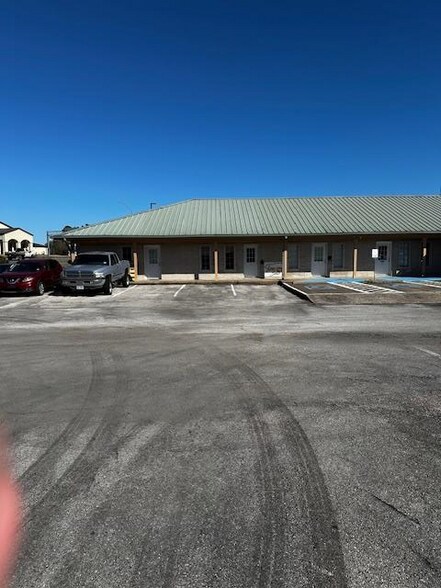 More Photos Of 3201 S Medford Dr, Lufkin Coworking Space