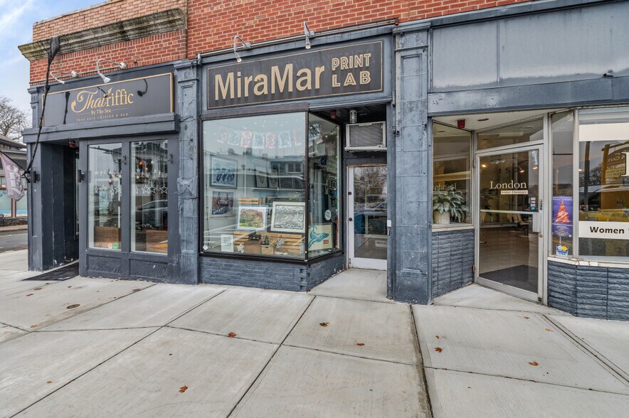 More Photos Of 154-162 Humphrey St, Swampscott Storefront Retail Office For Lease