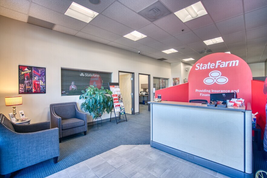 More Photos Of 133 S McCaslin Blvd, Louisville General Retail For Lease