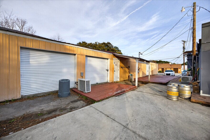 More Photos Of 4350 Augusta Rd, Lexington Restaurant For Sale