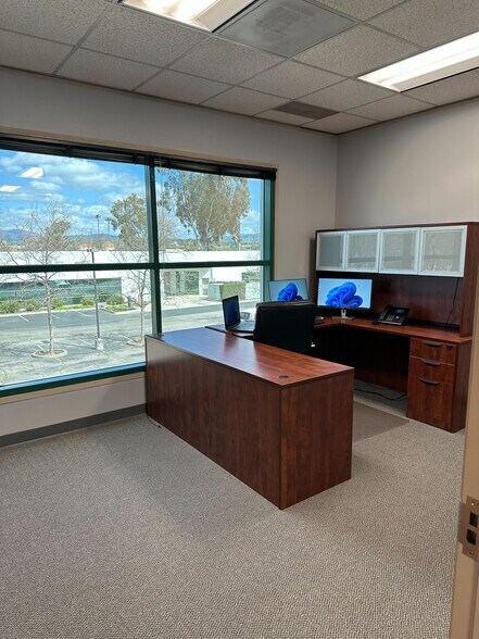 More Photos Of 6601 Owens Dr, Pleasanton Office For Lease