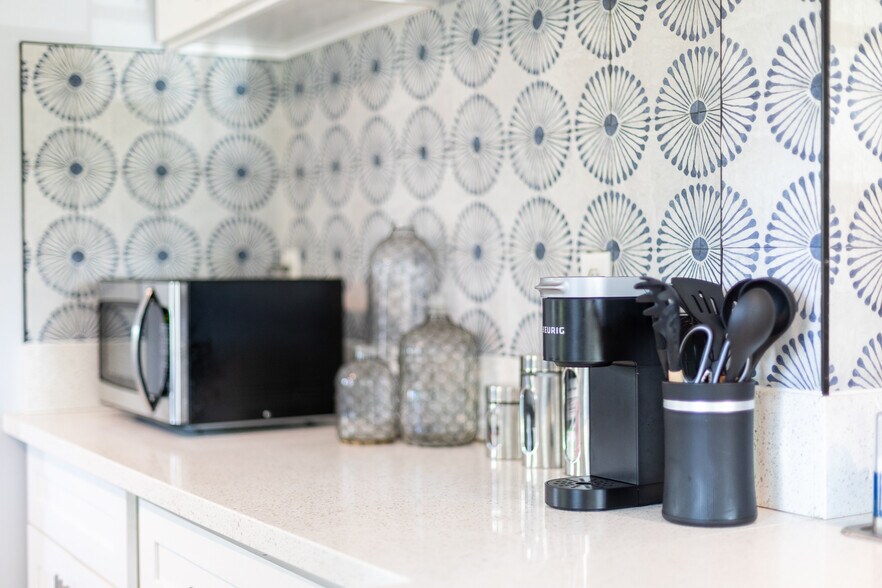 More Photos Of 314 S Federal Hwy, Lake Worth Beach Apartments For Sale