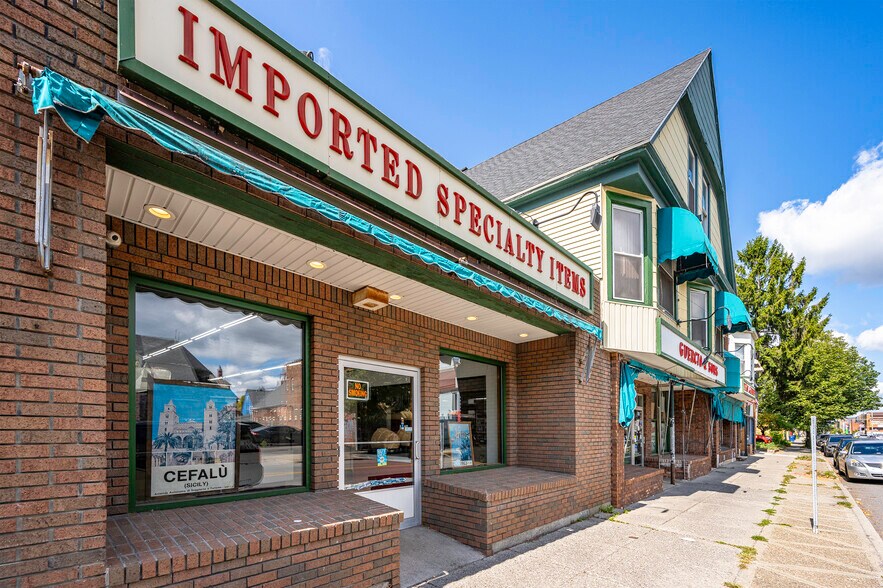 More Photos Of 250 Grant St, Buffalo Storefront For Sale