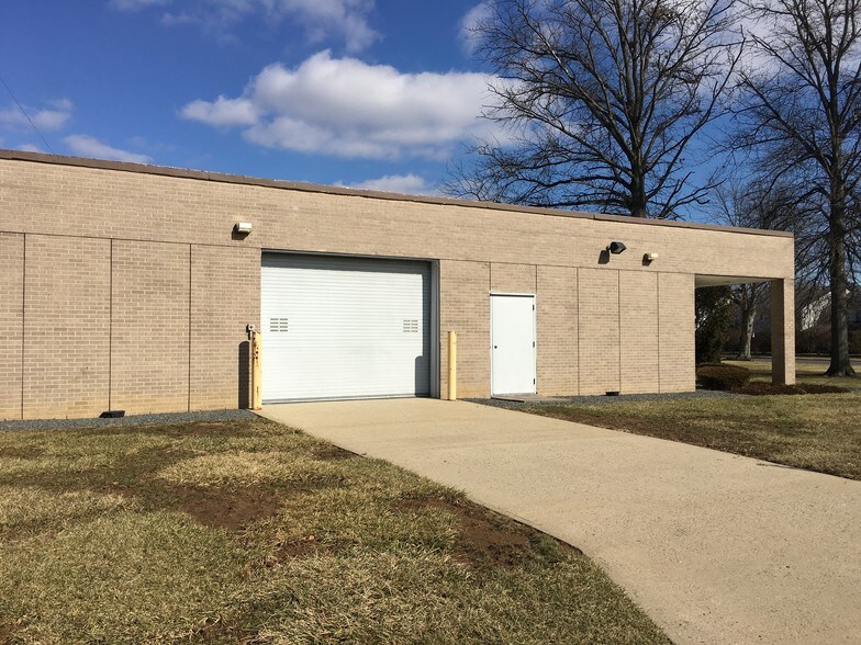 More Photos Of 50 Lake Dr, East Windsor Research And Development For Lease