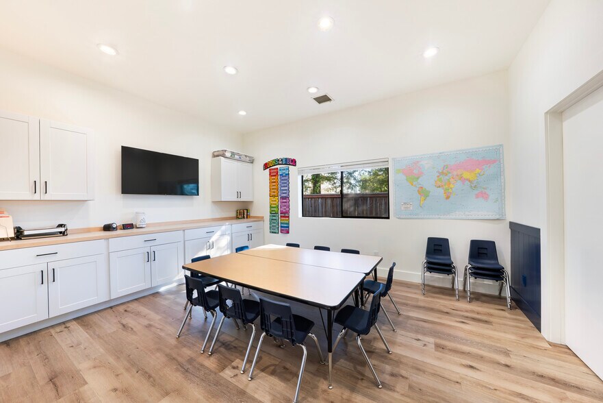 More Photos Of 1363 Fulton Rd, Santa Rosa Religious Facility For Sale