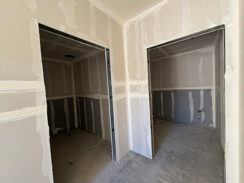 More Photos Of 505 Sir Francis Drake Blvd, Greenbrae Office For Lease