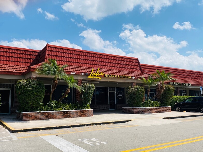 More Photos Of 214-268 S University Dr, Plantation Unknown For Lease