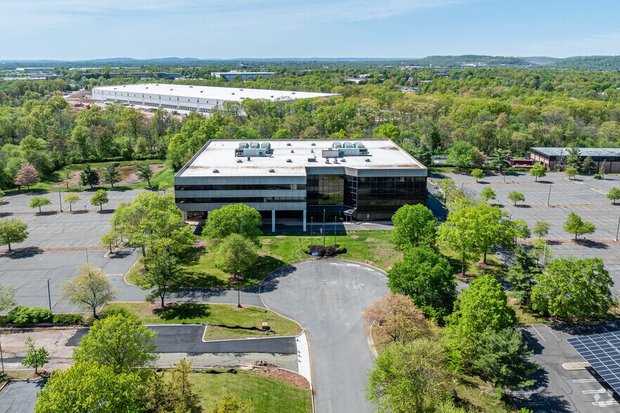 More Photos Of 200 Franklin Square Dr, Somerset Office For Lease