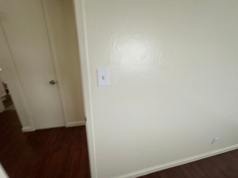 More Photos Of 67 Nedra Ct, Sacramento Apartments For Sale