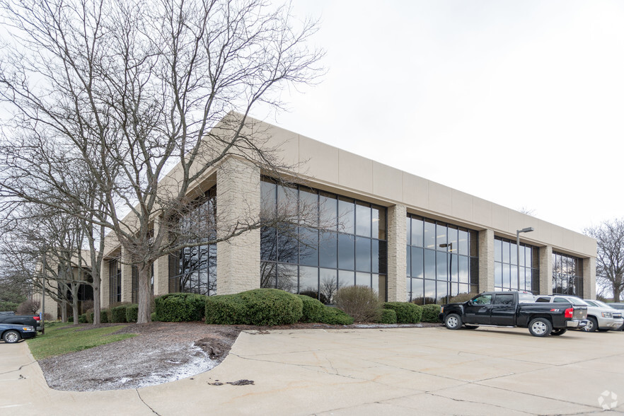 Primary Photo Of 3500 Massillon Rd, Uniontown Office For Lease