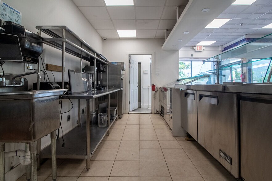 More Photos Of 127 S Main St, Ellenville Fast Food For Sale