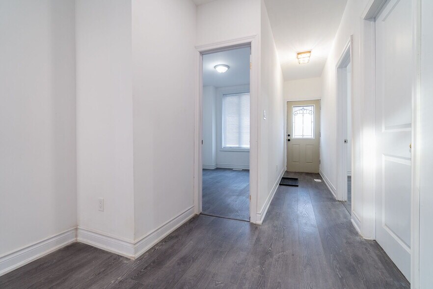 More Photos Of 910 Burlington St E, Hamilton Apartments For Sale
