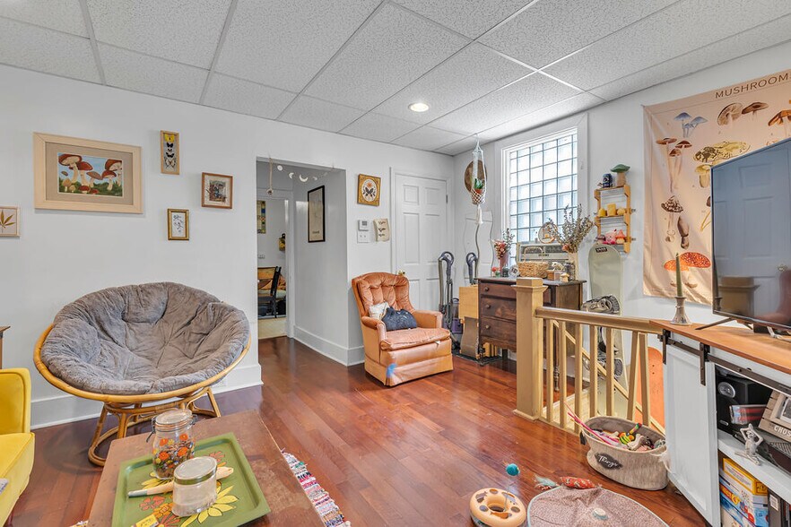 More Photos Of , New Brighton General Retail For Sale