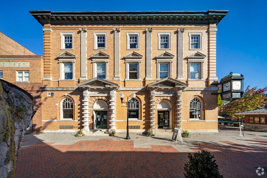 More Photos Of 100 N Loudoun St, Winchester Office For Lease