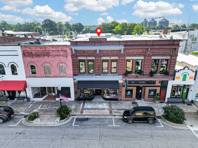 More Photos Of 109 S Raiford St, Selma Storefront For Lease