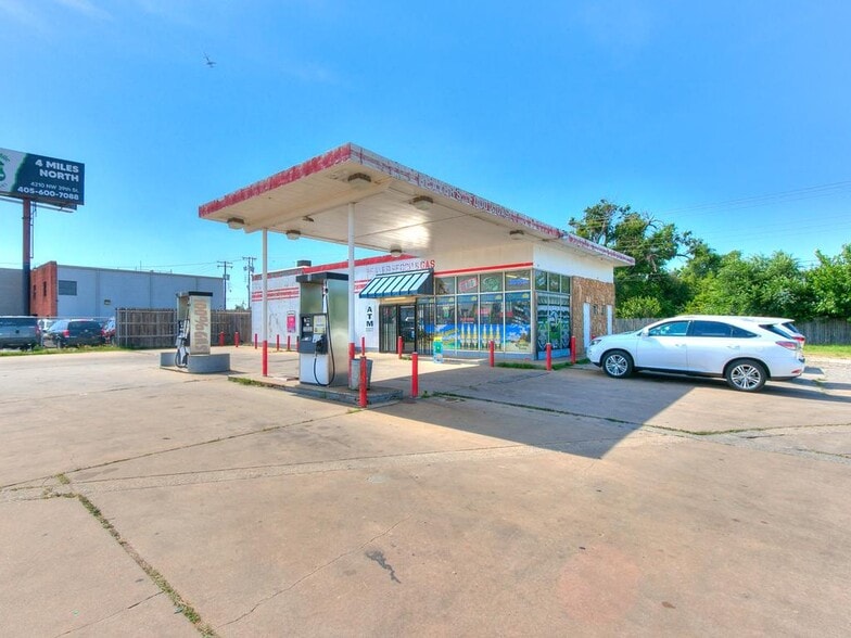 More Photos Of 3901 NW 10th St, Oklahoma City Convenience Store For Sale