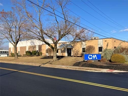 Primary Photo Of 465 Maryland Dr, Fort Washington Light Manufacturing For Sale