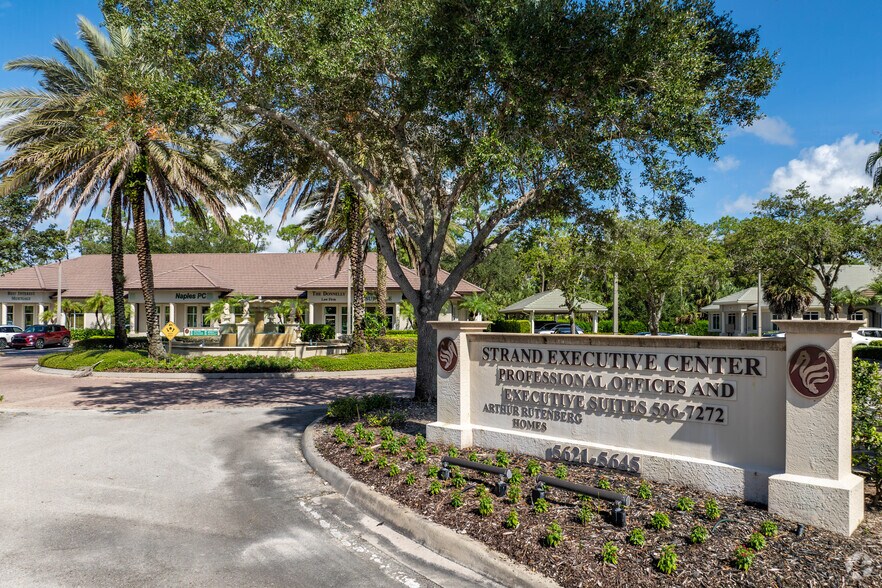 More Photos Of 5621 Strand Blvd, Naples Unknown For Lease