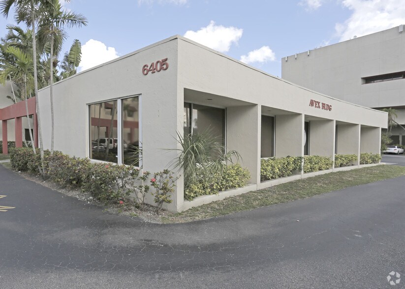 More Photos Of 6405 NW 36th St, Miami Medical For Lease
