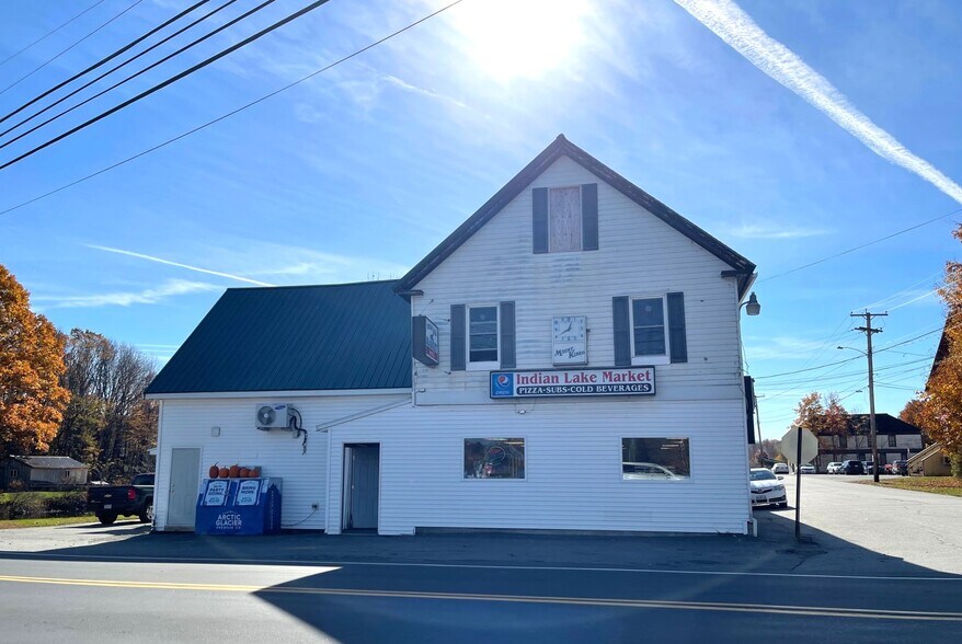 More Photos Of 21 Corinna Road Rd, Saint Albans Convenience Store For Sale