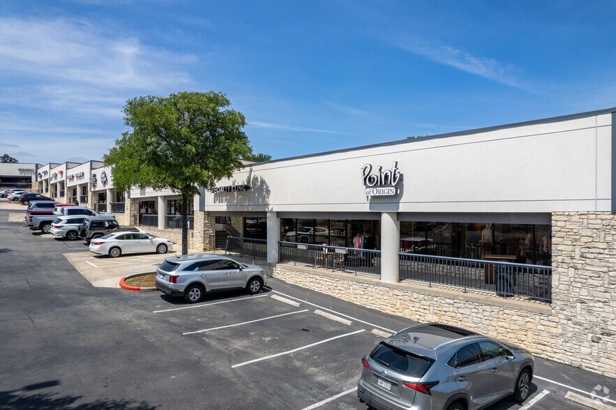 More Photos Of 2300 Lohman's Crossing Rd, Lakeway Unknown For Lease