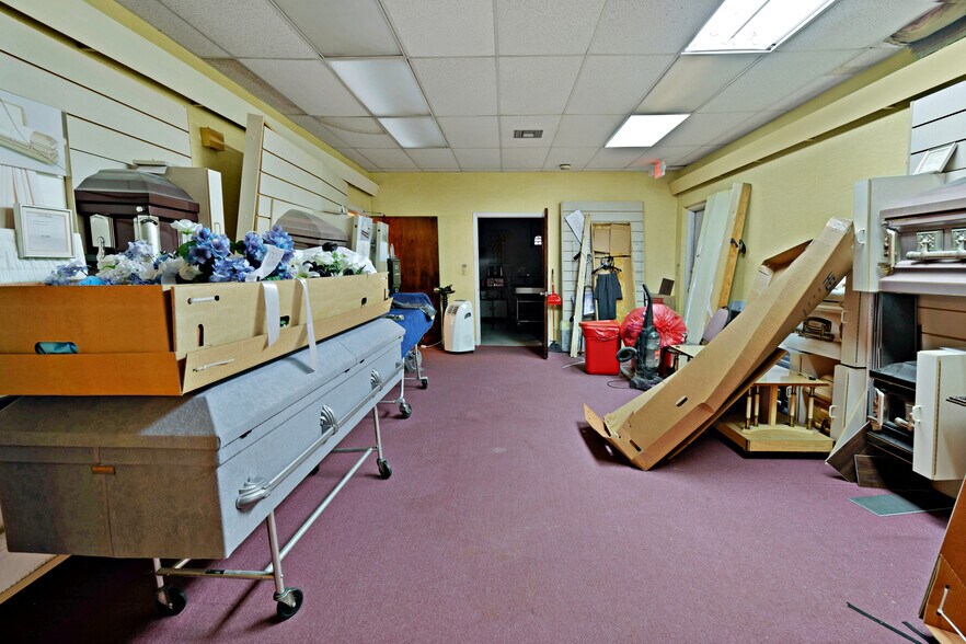 More Photos Of 1940 Dr Martin Luther King Jr St S, Saint Petersburg Specialty For Sale