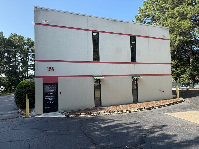 More Photos Of 155 Woolco Dr, Marietta Warehouse For Lease