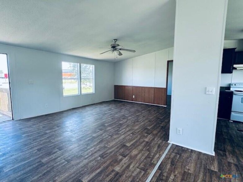 More Photos Of 1212 Babylon Ln, Schulenburg Land For Sale