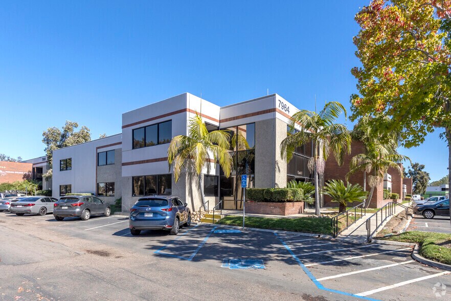 More Photos Of 7964 Arjons Dr, San Diego Light Manufacturing For Lease