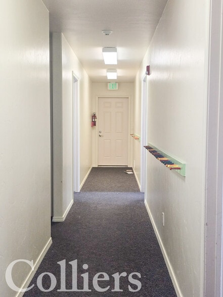 More Photos Of 187 Aspenwood Dr, Twin Falls Office For Sale