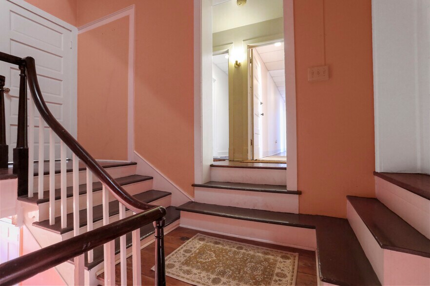 More Photos Of 100 W German St, Shepherdstown Storefront Retail Residential For Sale