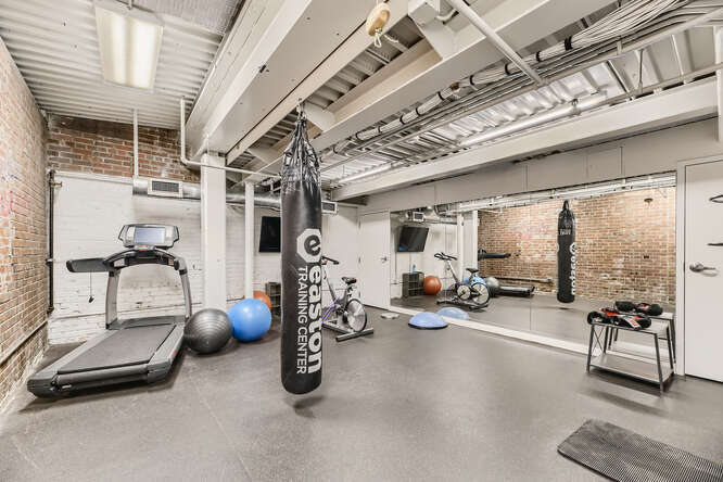 More Photos Of 1062 Delaware St, Denver Office For Sale