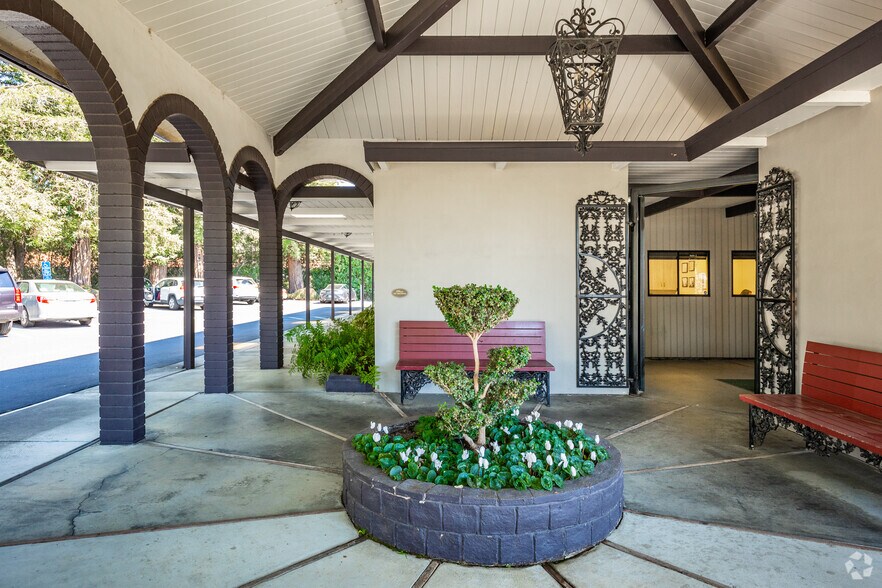 More Photos Of 3260 Beard Rd, Napa Medical For Lease