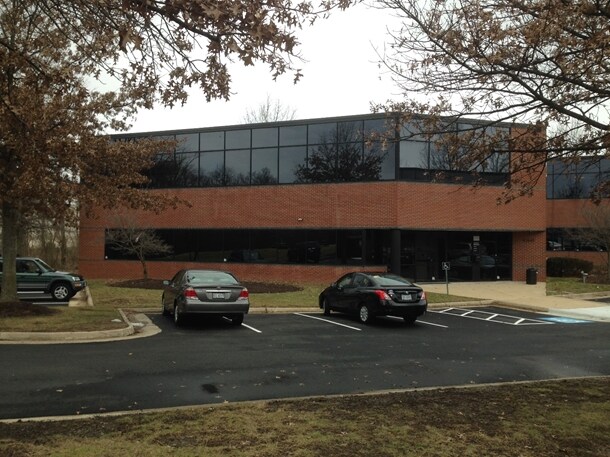 More Photos Of 45645 Willow Pond Plz, Sterling Office For Sale