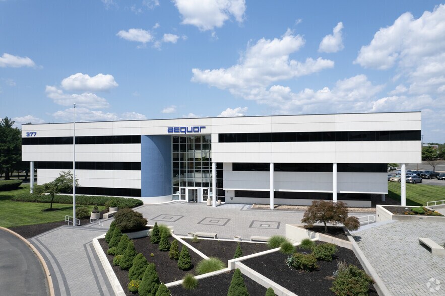 More Photos Of 377 Hoes Ln, Piscataway Office For Lease