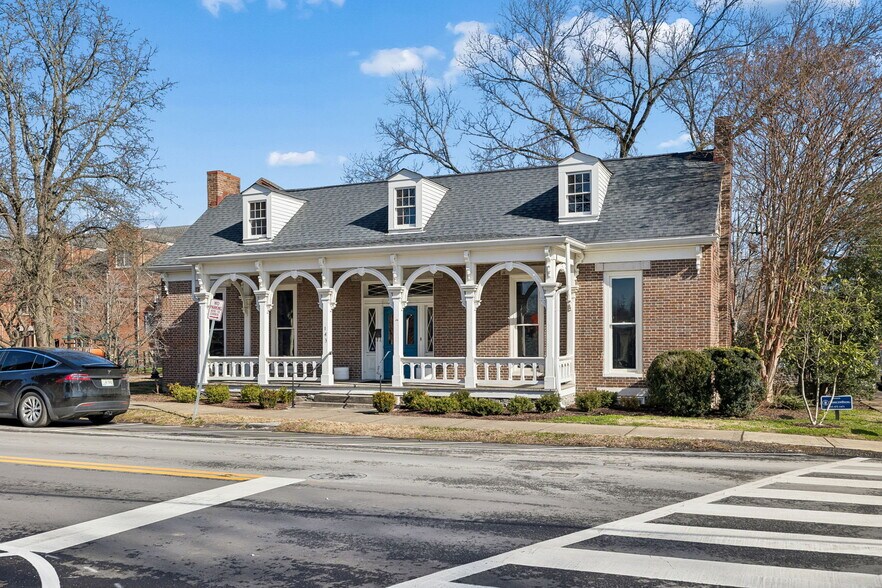 More Photos Of 143 5th Ave S, Franklin Office For Lease