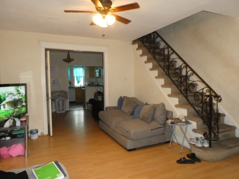 More Photos Of , Philadelphia Unknown For Sale