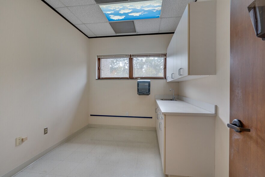 More Photos Of 2609 N Duke St, Durham Office For Lease