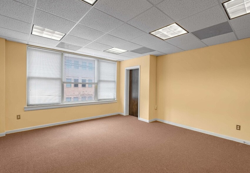 More Photos Of 1420 Prince St, Alexandria Office For Lease