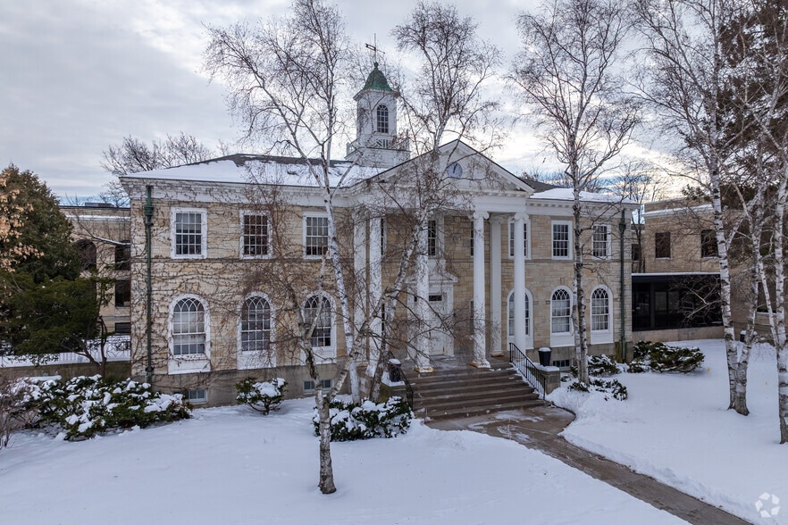 More Photos Of 1111 E South River St, Appleton Apartments For Sale