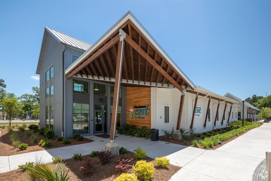 More Photos Of 2015 2nd Ave, Summerville Medical For Lease