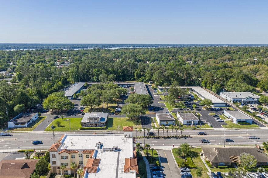 More Photos Of 1530 Kingsley Ave, Orange Park Unknown For Lease