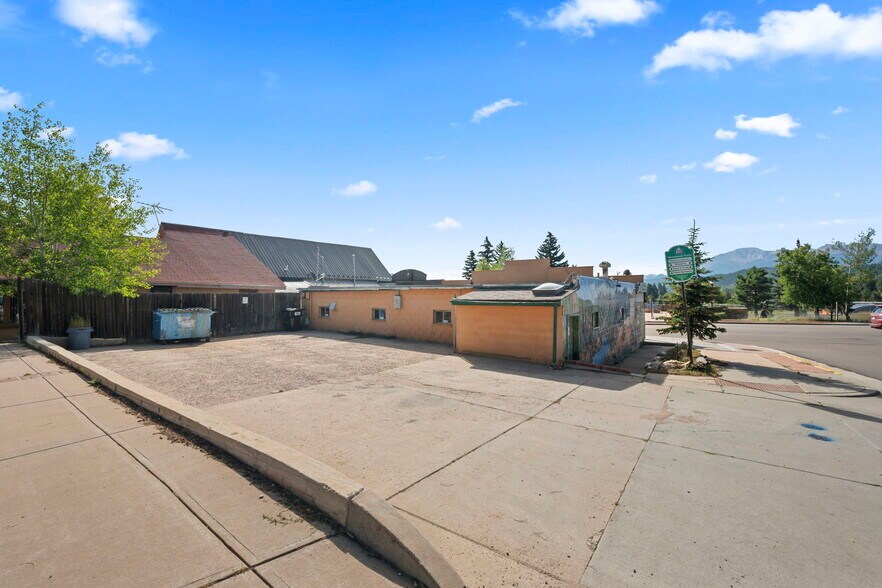 More Photos Of 222 W Midland Ave, Woodland Park Storefront For Sale