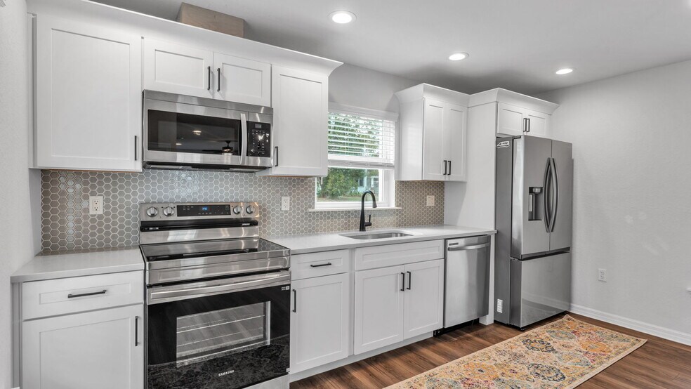 More Photos Of 555 E Stanford St, Bartow Flex For Sale