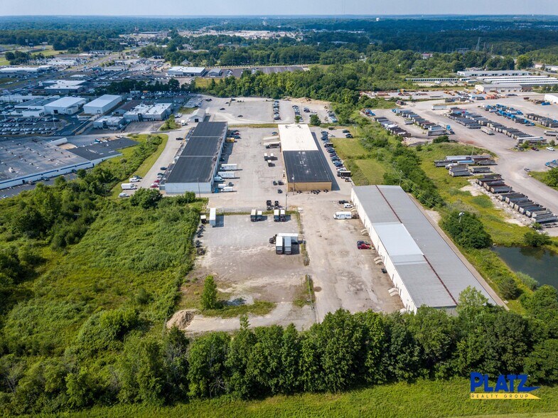 More Photos Of 95 Karago Ave, Youngstown Warehouse For Lease