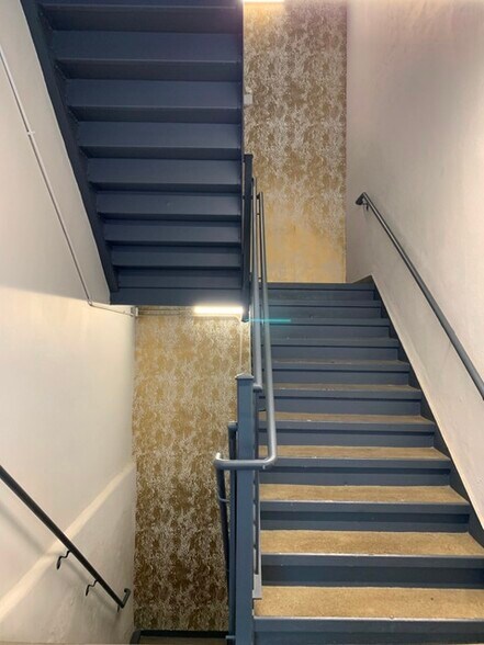 More Photos Of 1500 W Carroll Ave, Chicago Loft Creative Space For Lease