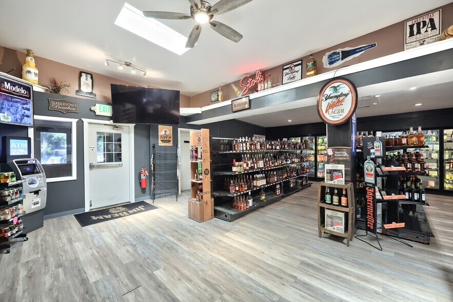 More Photos Of 21603 Middletown Rd, Freeland Freestanding For Sale