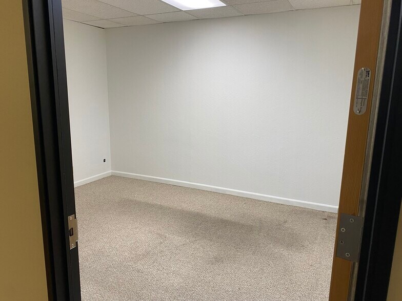 More Photos Of 1350 Dell Ave, Campbell Office For Lease